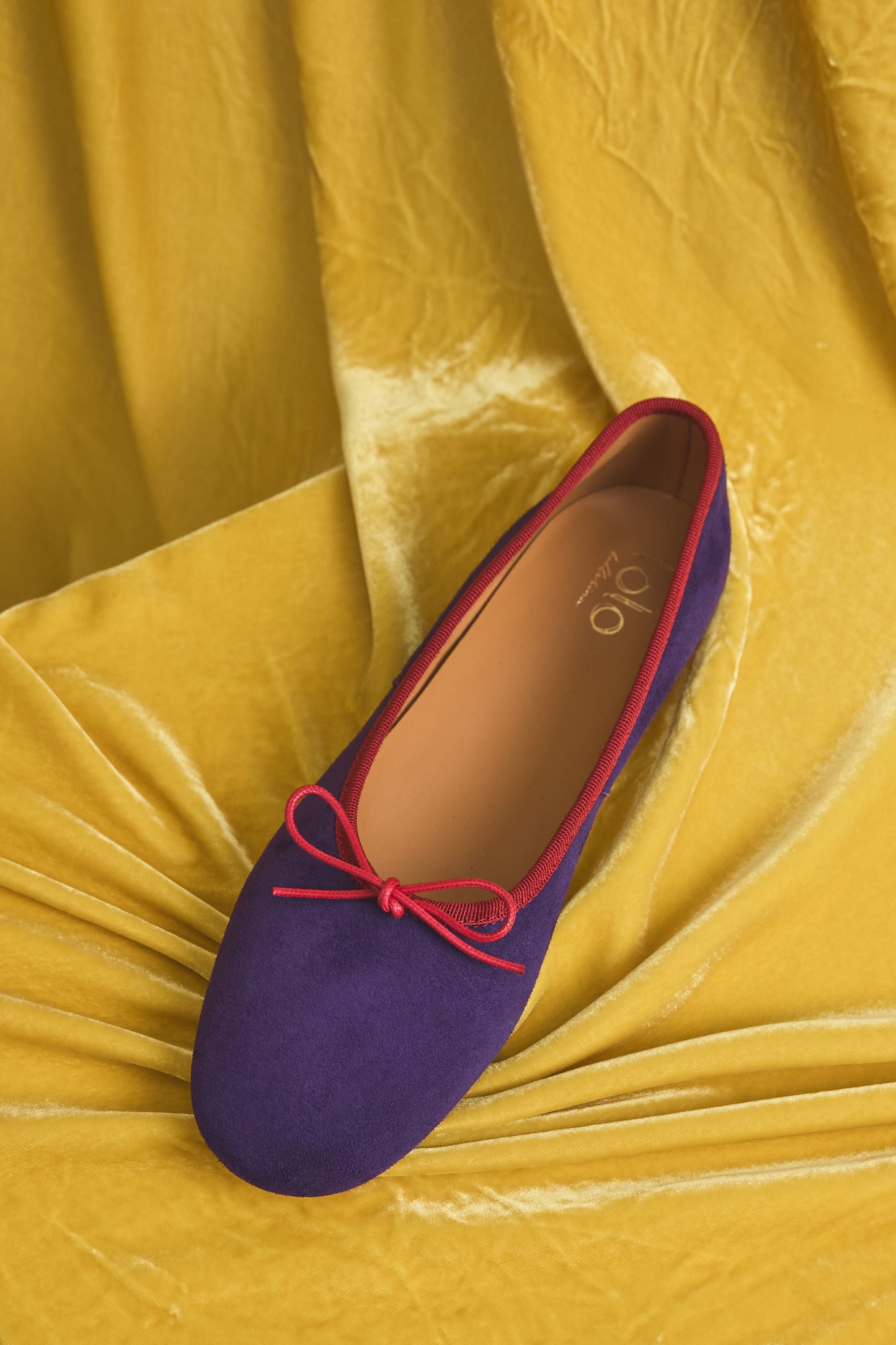 Volcano Ballerina Suede Dandy