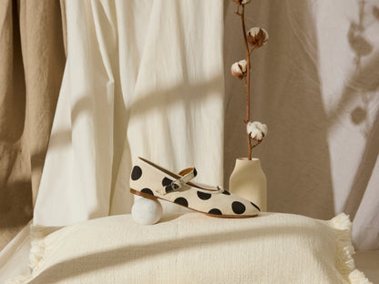 Salina Big Dots White